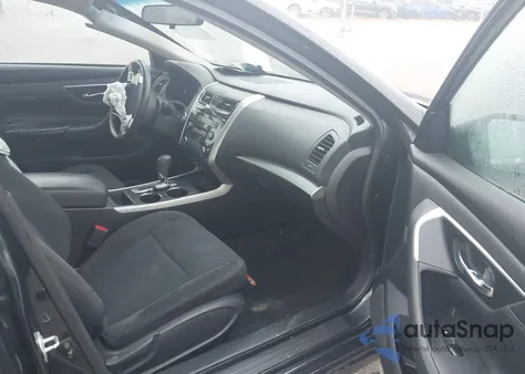 2015 Nissan Altima 2.5 S из США, поврежденный, VIN 1N4AL3AP1FC279917